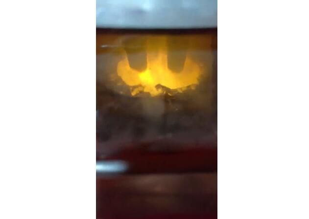 電弧爐冶煉現(xiàn)場視頻